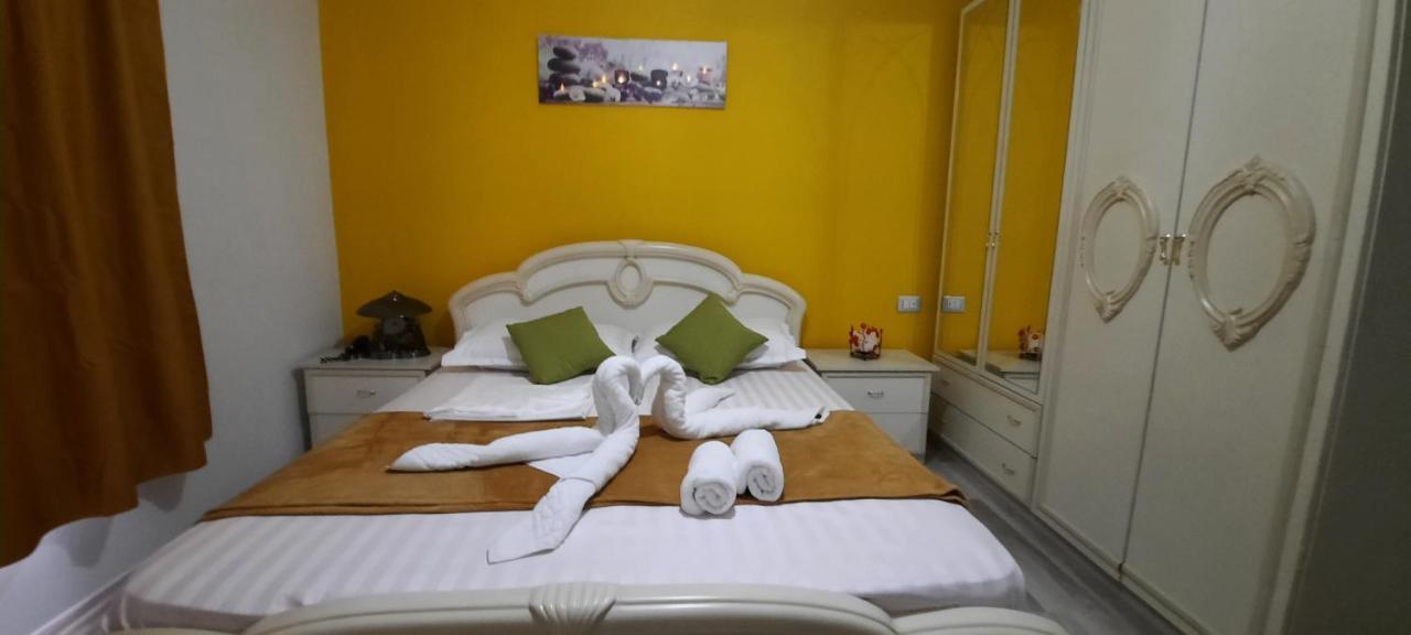 Apartament Clara Permet Apartment ภายนอก รูปภาพ
