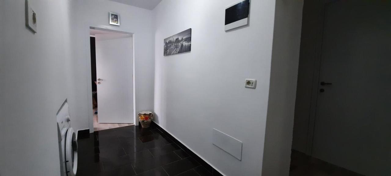 Apartament Clara Permet Apartment ภายนอก รูปภาพ